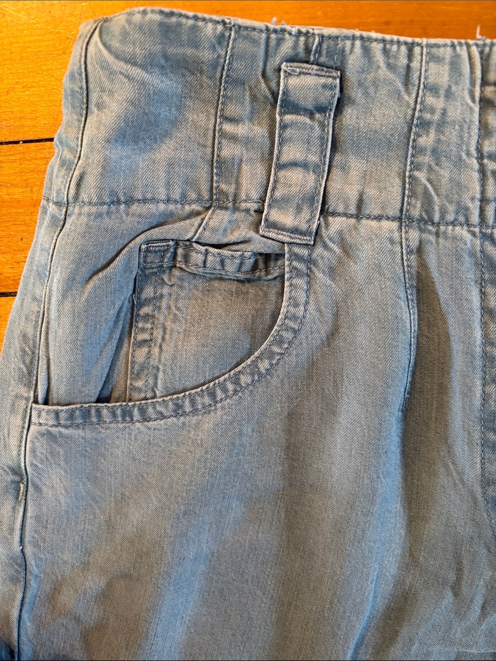 NWT DKNY Glacier Light Blue High Rise Wide Leg Lyocell Denim - Picture 4 of 8